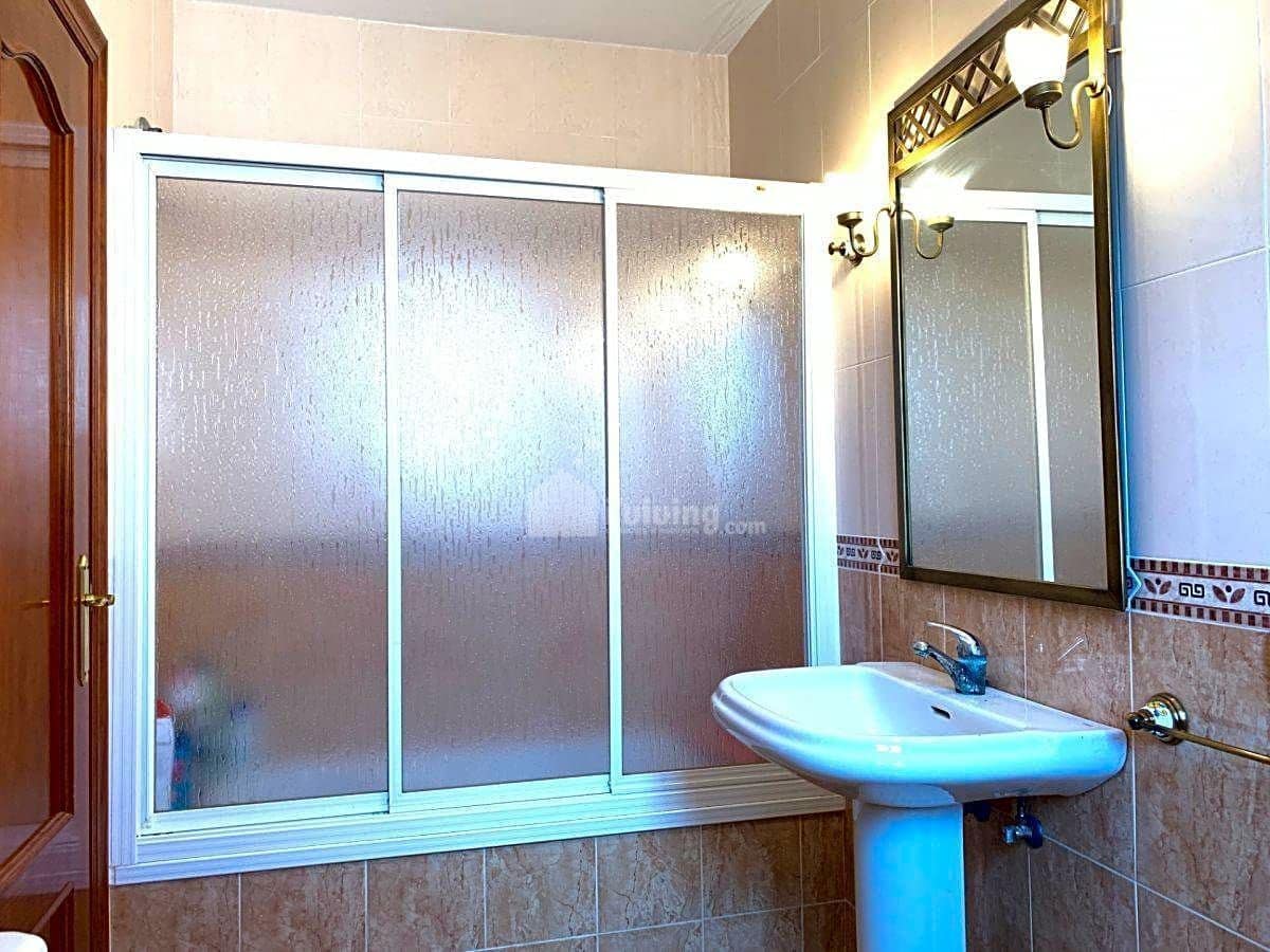 3 bedroom Penthouse for sale in Garrucha with garage - € 189,000 (Ref: 7177447)