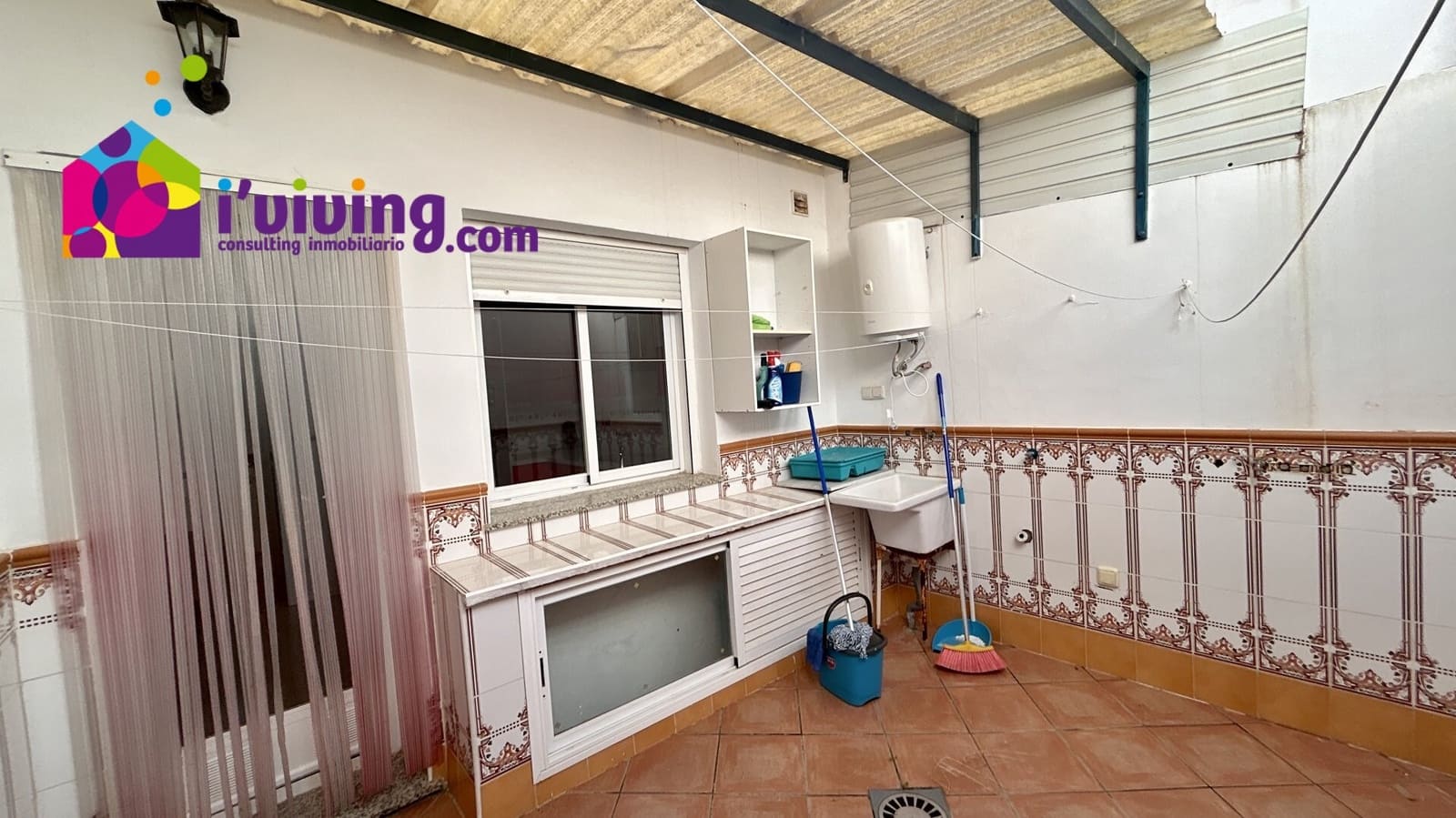 5 soveværelse Lejlighed til salg i Albox med garage - € 179.000 (Ref: 7177473)