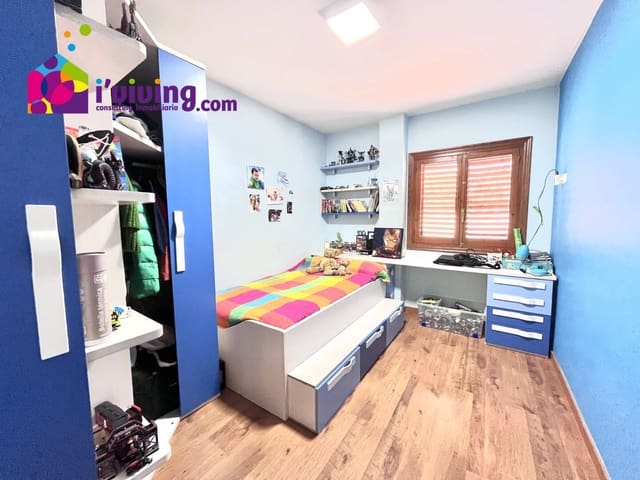 8 soverom Hus til salgs i Albox med garasje - € 165 000 (Ref: 7202329)