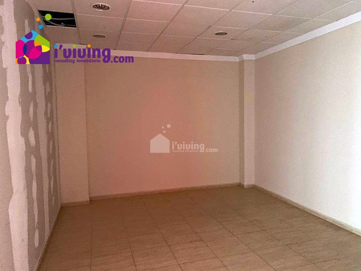 Commercial for rent in Albox - € 500 (Ref: 7232275)