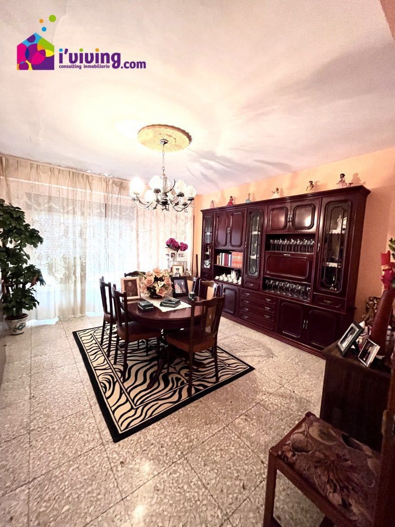 4 bedroom Flat for sale in Albox - € 115,000 (Ref: 7232305)