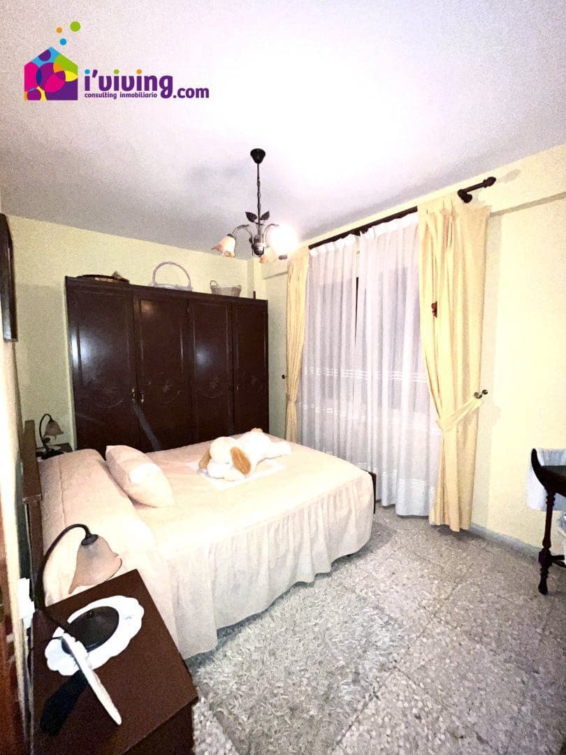 4 bedroom Flat for sale in Albox - € 115,000 (Ref: 7232305)