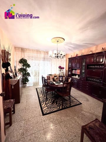 4 makuuhuone Asunto myytävänä paikassa Albox - 115 000 € (Ref: 7232305)