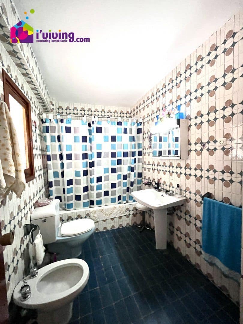 4 bedroom Flat for sale in Albox - € 115,000 (Ref: 7232305)