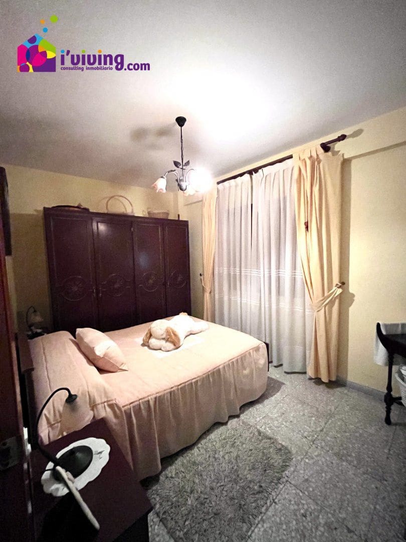 4 bedroom Flat for sale in Albox - € 115,000 (Ref: 7232305)