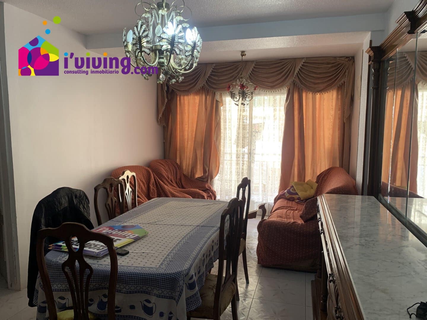 4 bedroom Flat for sale in Albox - € 80,000 (Ref: 7232316)