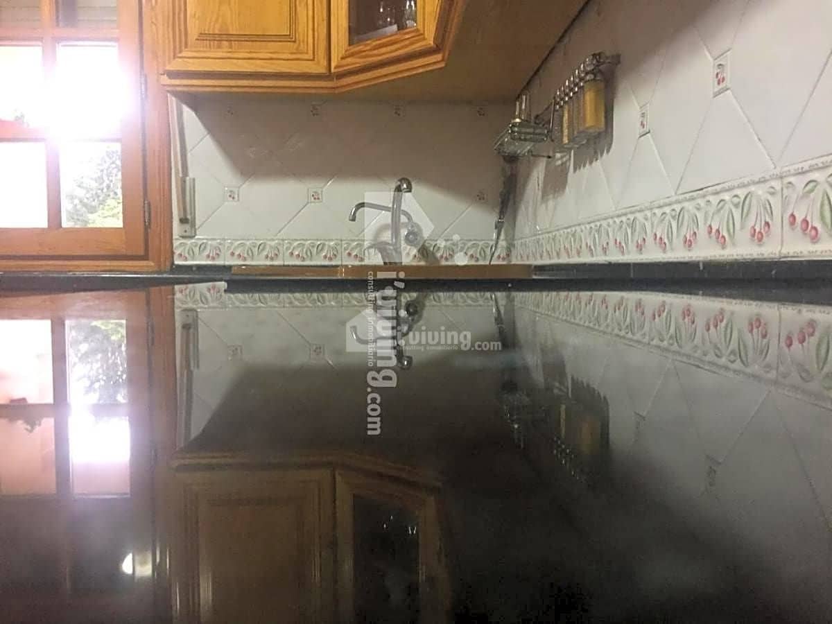 5 quarto Moradia para venda em Locaiba com garagem - 259 000 € (Ref: 7238102)