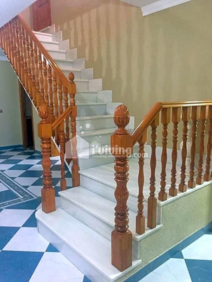 5 soveværelse Villa til salg i Locaiba med garage - € 259.000 (Ref: 7238102)