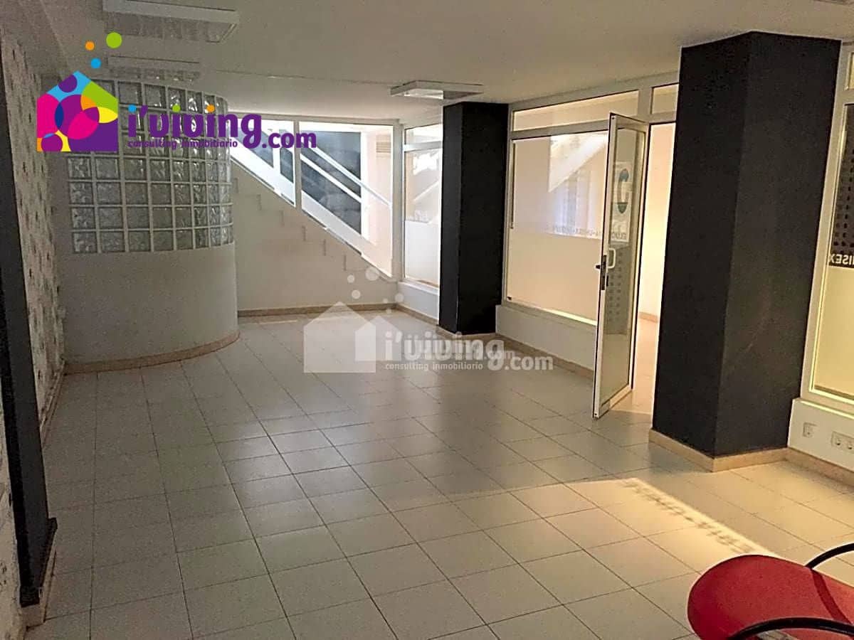 3 bedroom Commercial for rent in Albox - € 400 (Ref: 7847848)