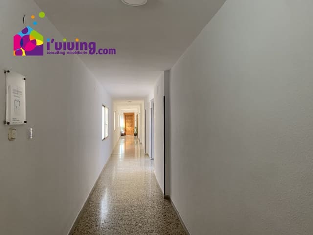 4 slaapkamer Flat te koop in Albox - € 90.000 (Ref: 7847850)