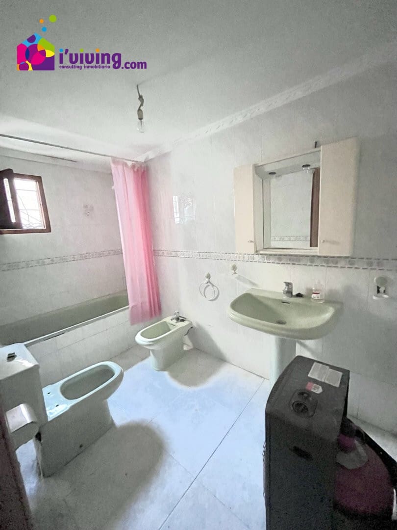 3 soverom Villa til salgs i Cantoria med garasje - € 85 000 (Ref: 7847852)