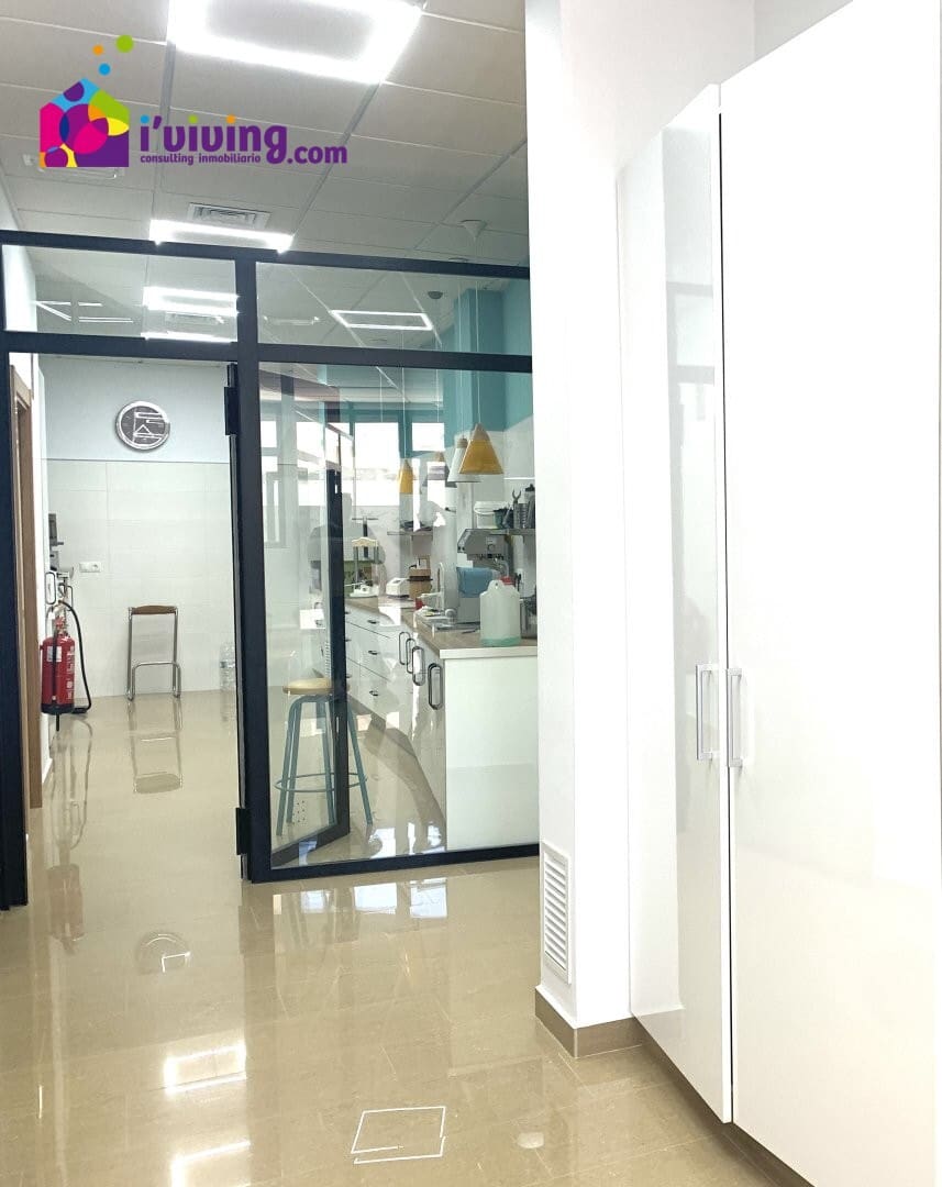 4 soveværelse Erhverv til leje i Albox - € 500 (Ref: 7847856)