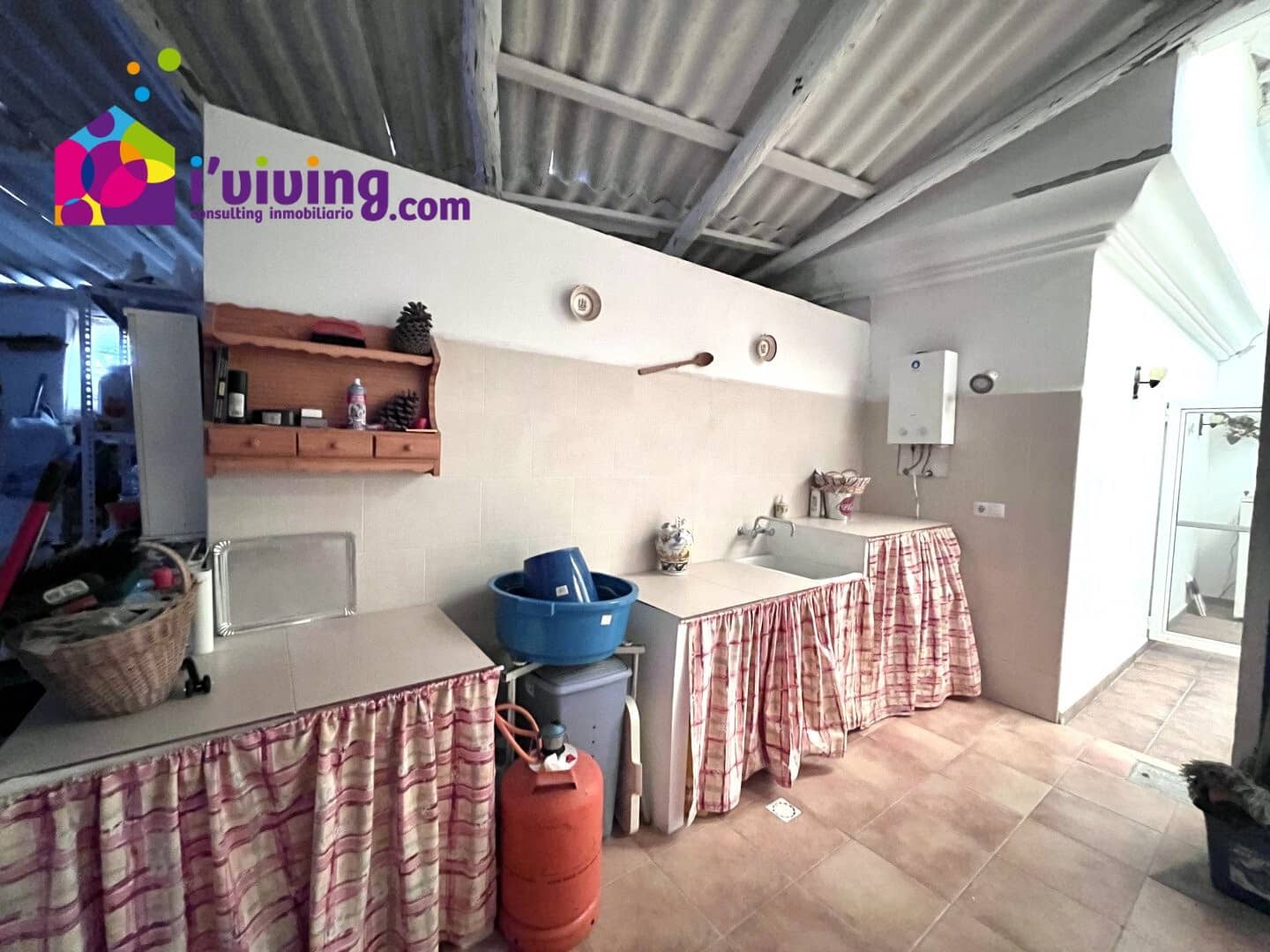 8 soveværelse Finca/Landehus til salg i Albox med garage - € 260.000 (Ref: 7847878)