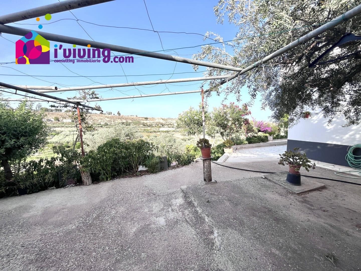 8 soveværelse Finca/Landehus til salg i Albox med garage - € 260.000 (Ref: 7847878)