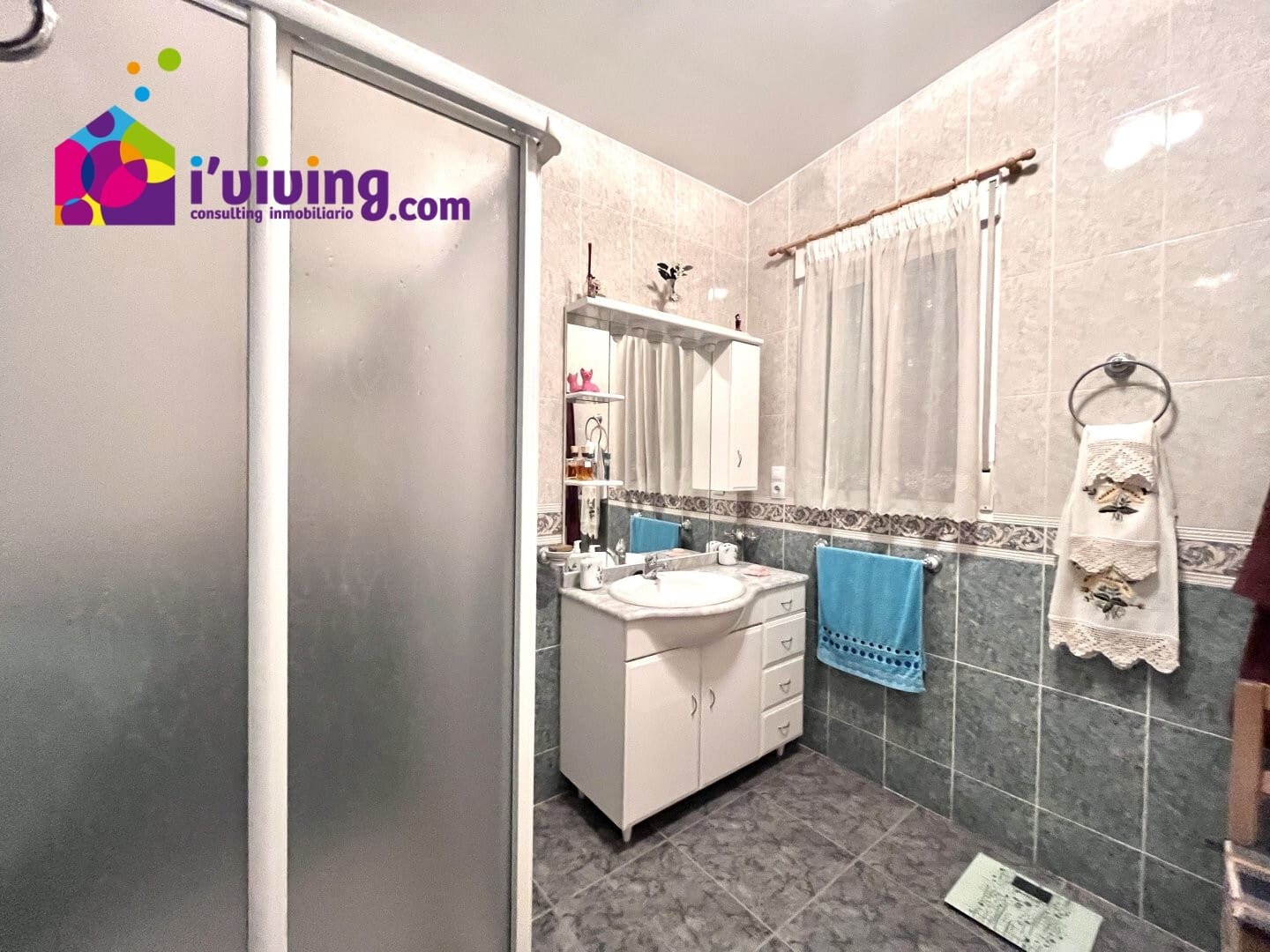 8 soveværelse Finca/Landehus til salg i Albox med garage - € 260.000 (Ref: 7847878)