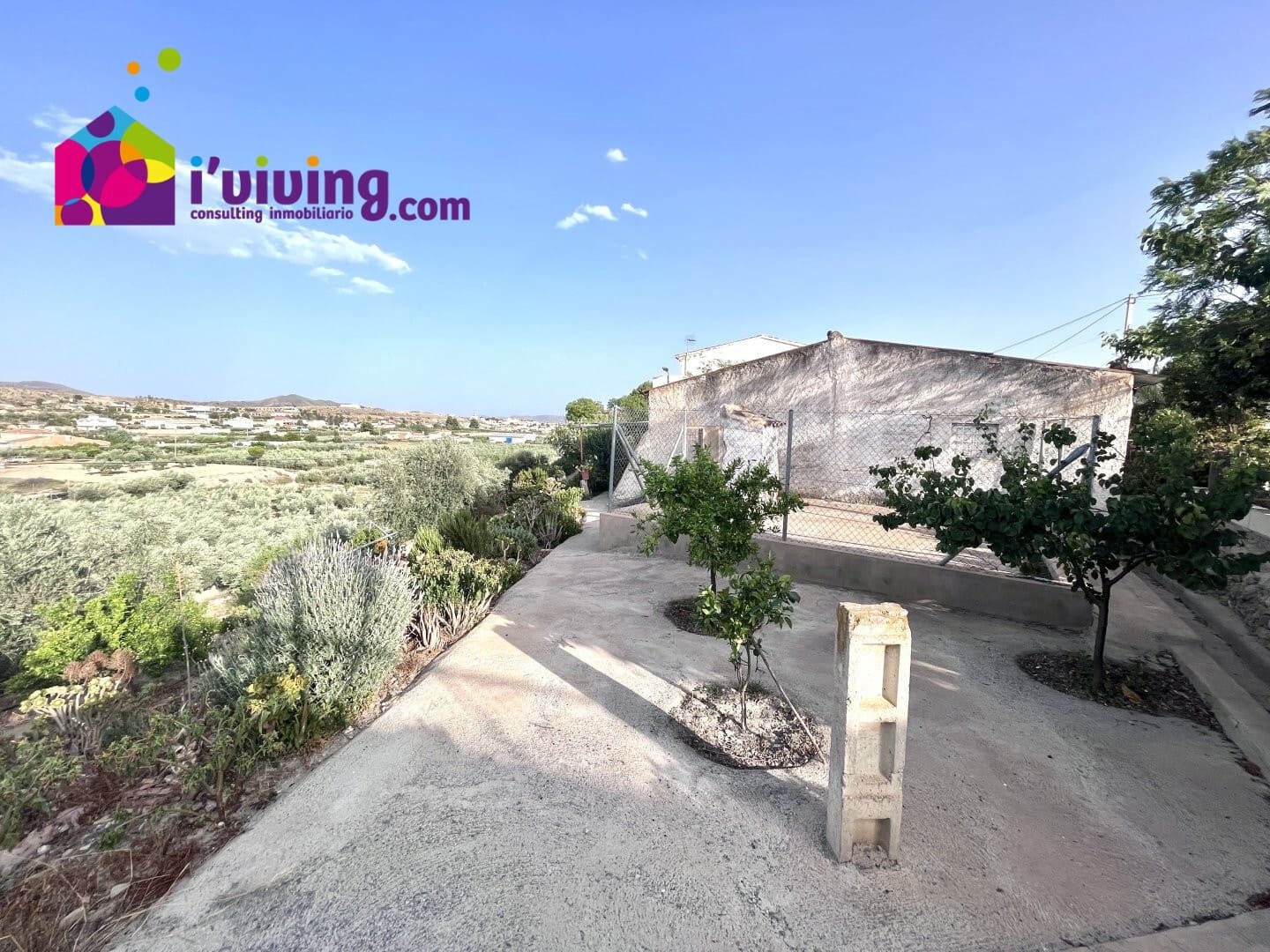 8 soveværelse Finca/Landehus til salg i Albox med garage - € 260.000 (Ref: 7847878)