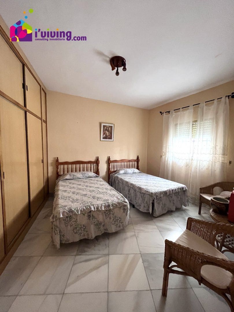 5 bedroom Villa for sale in Somontin - € 69,900 (Ref: 7848023)