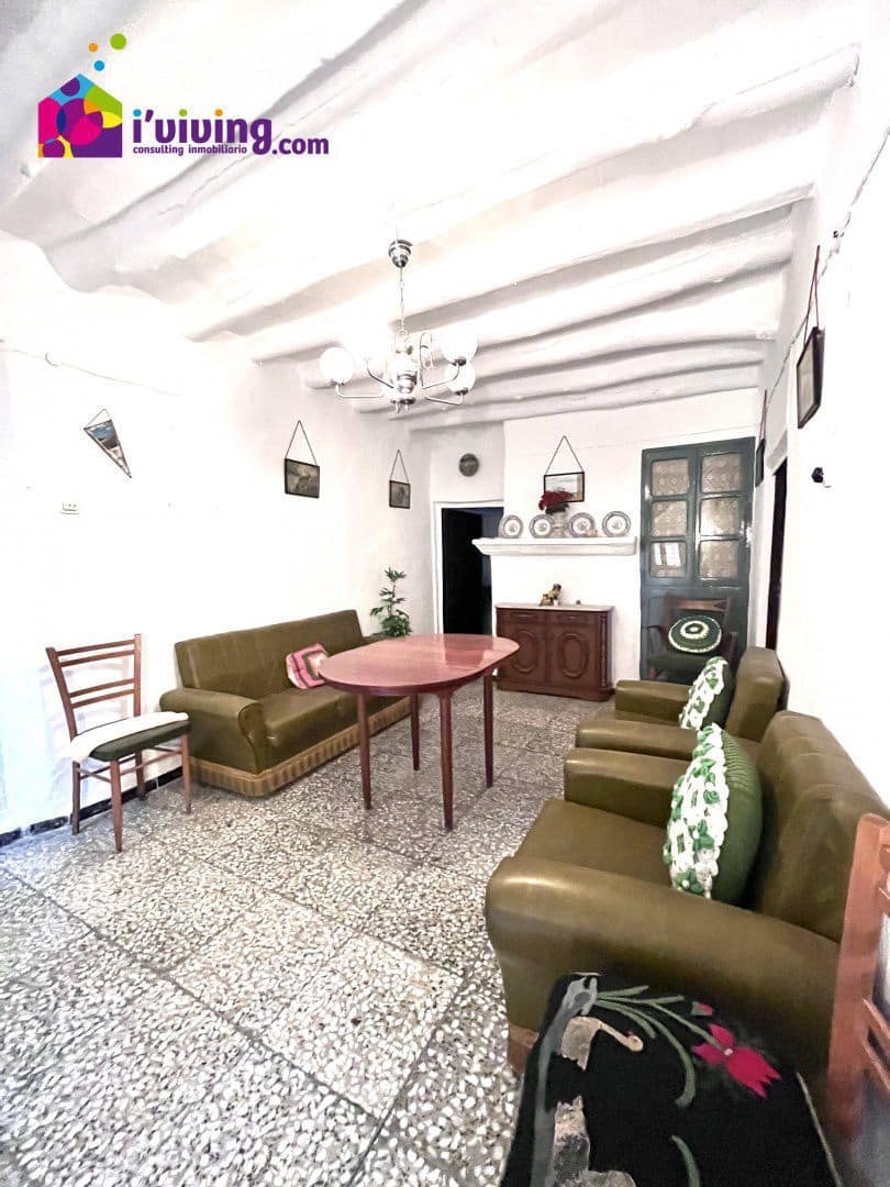 6 bedroom Villa for sale in Somontin - € 32,000 (Ref: 7848024)