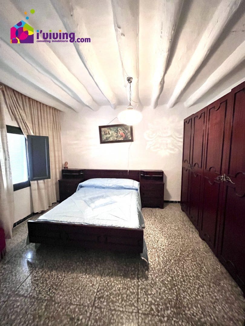 6 bedroom Villa for sale in Somontin - € 32,000 (Ref: 7848024)