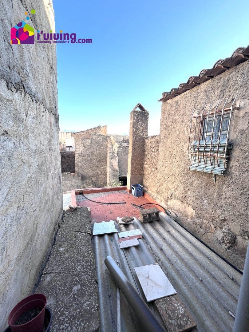 6 bedroom Villa for sale in Somontin - € 32,000 (Ref: 7848024)