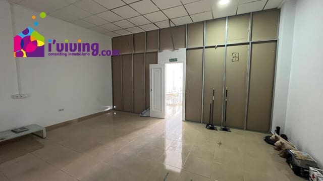 2 bedroom Commercial for rent in Albox - € 600 (Ref: 8282165)