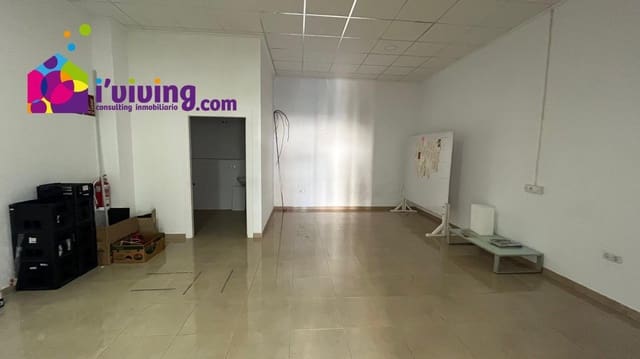 2 quarto Comercial para arrendar em Albox - 600 € (Ref: 8282165)