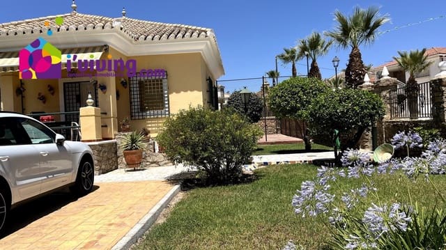 4 Zimmer Villa zu vermieten in Cantoria - 750 € (Ref: 8508234)