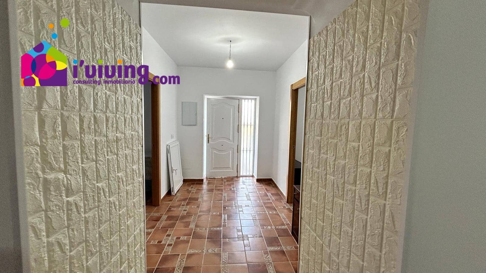 4 soveværelse Finca/Landehus til salg i La Aljambra med garage - € 194.000 (Ref: 8572041)