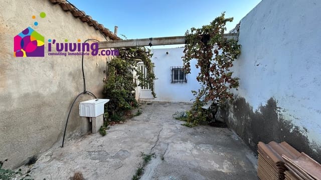 4 soveværelse Finca/Landehus til salg i La Aljambra, Albox med garage - € 194.000 (Ref: 8572041)