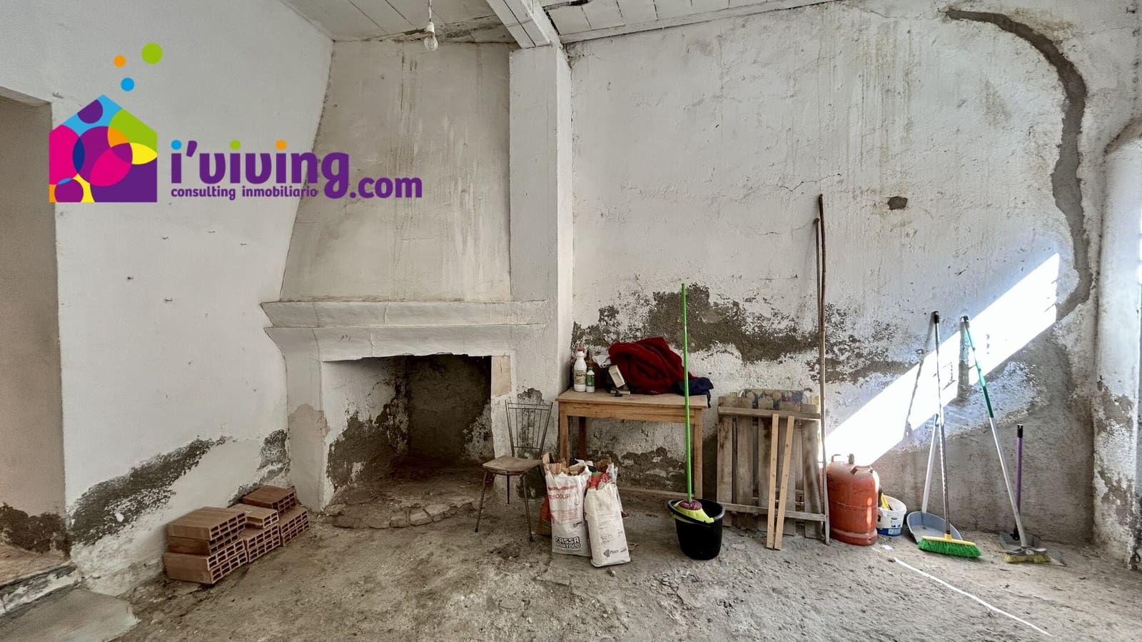 5 makuuhuone Omakotitalo myytävänä paikassa Albox mukana 
autotalli - 129 000 € (Ref: 8703317)