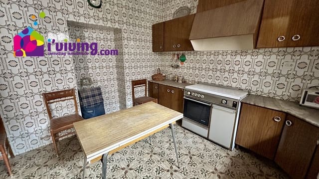 5 makuuhuone Omakotitalo myytävänä paikassa Albox mukana 
autotalli - 129 000 € (Ref: 8703317)