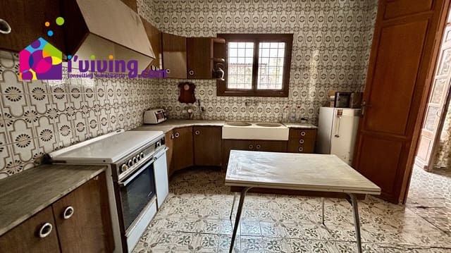 5 makuuhuone Omakotitalo myytävänä paikassa Albox mukana 
autotalli - 129 000 € (Ref: 8703317)