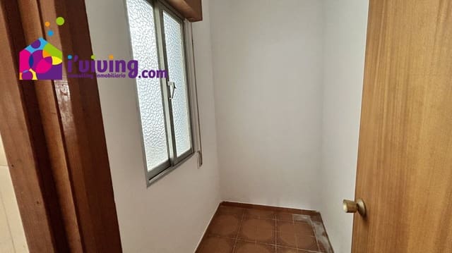 4 slaapkamer Flat te koop in Albox - € 59.500 (Ref: 8757285)