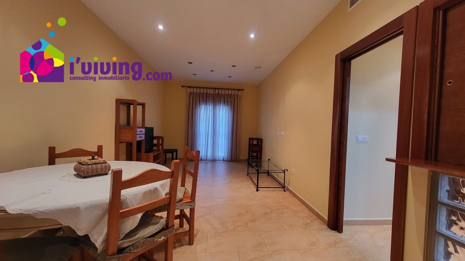 3 soveværelse Lejlighed til leje i Garrucha - € 600 (Ref: 8830152)