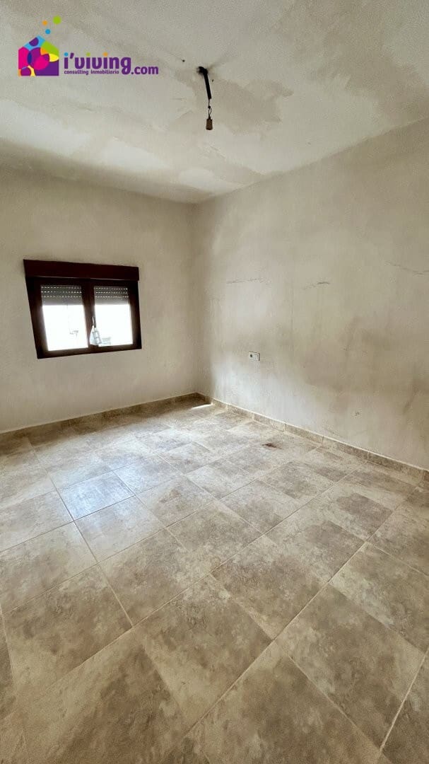 6 soverom Hus til salgs i Albox med garasje - € 105 000 (Ref: 8887099)