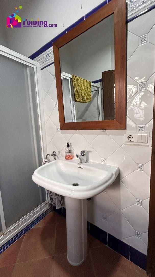 4 soveværelse Villa til salg i Locaiba med swimmingpool garage - € 399.000 (Ref: 8953465)