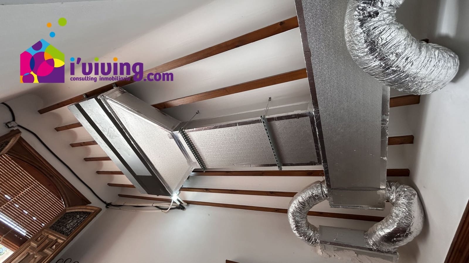 4 soveværelse Villa til salg i Locaiba med swimmingpool garage - € 399.000 (Ref: 8953465)