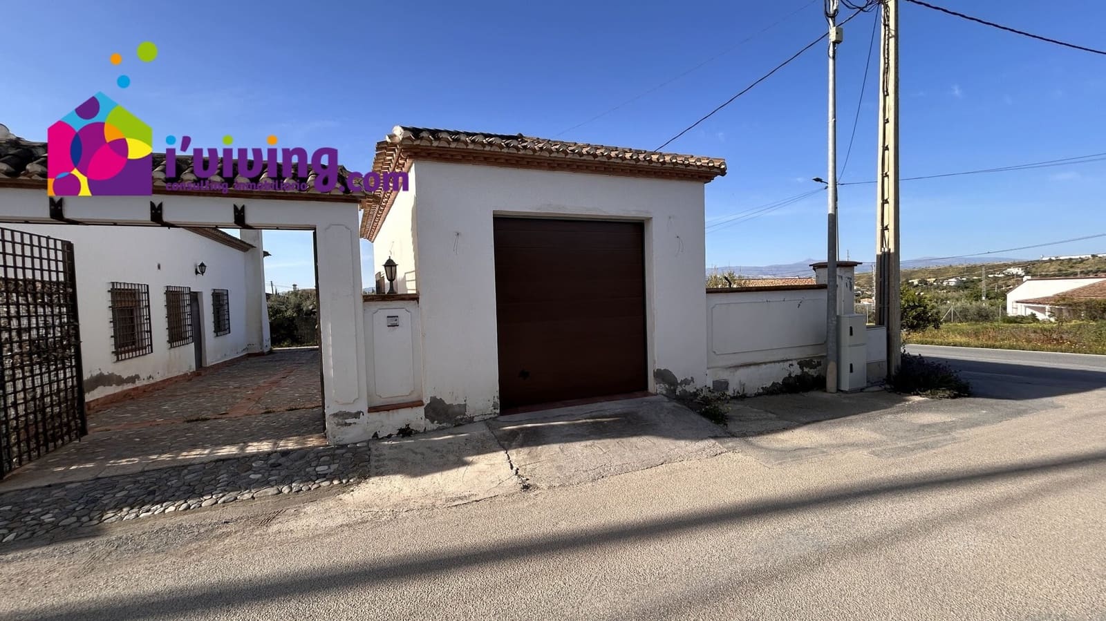 4 soveværelse Villa til salg i Locaiba med swimmingpool garage - € 399.000 (Ref: 8953465)