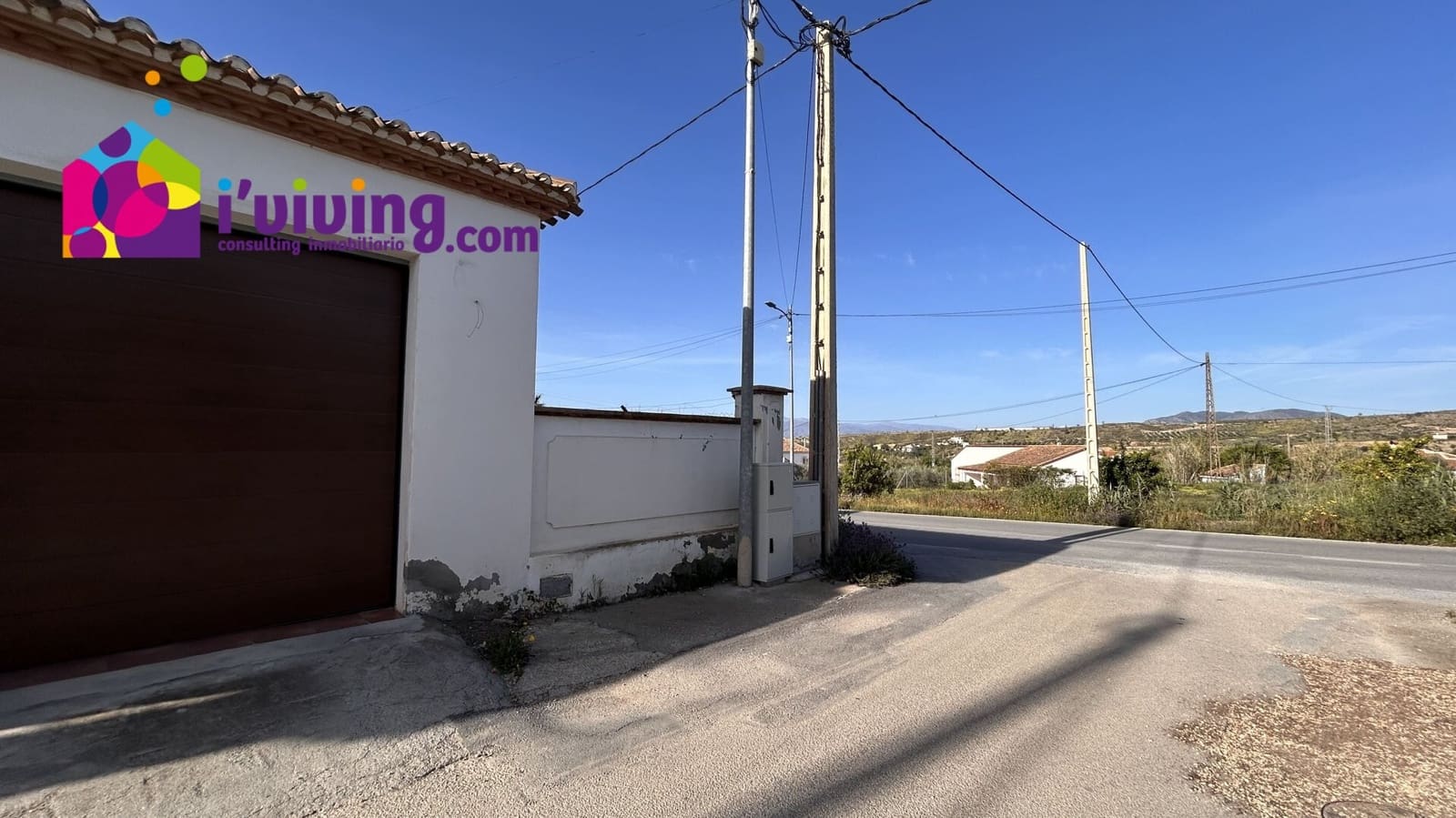 4 soveværelse Villa til salg i Locaiba med swimmingpool garage - € 399.000 (Ref: 8953465)