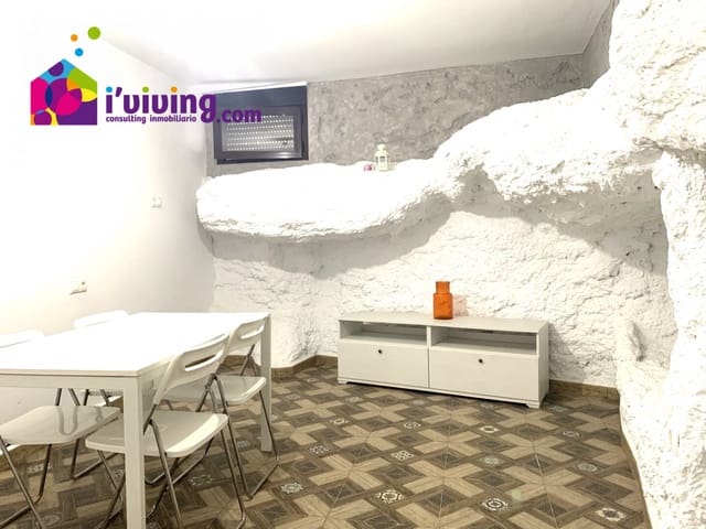 3 bedroom Villa for rent in Albox with pool garage - € 1,000 (Ref: 9230271)