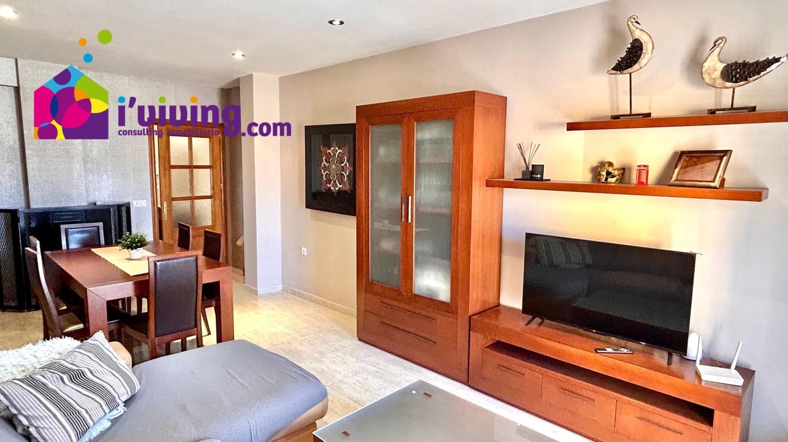 4 slaapkamer Flat te huur in Albox met garage - € 700 (Ref: 9385056)