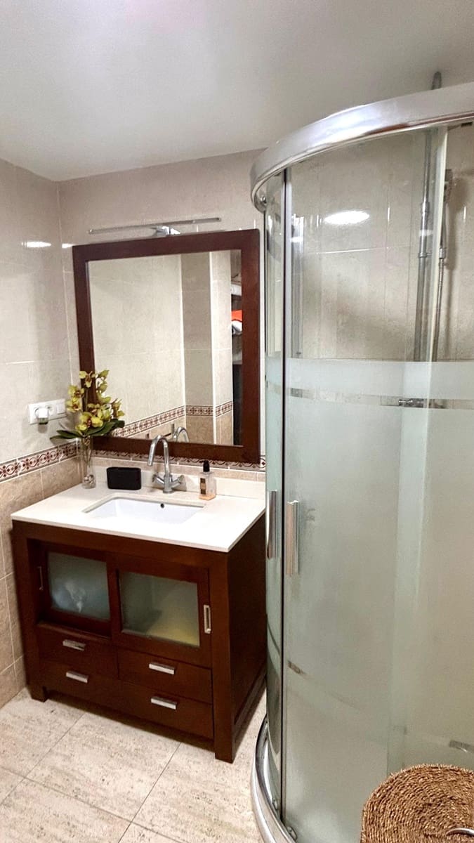 4 soveværelse Lejlighed til leje i Albox med garage - € 700 (Ref: 9385056)