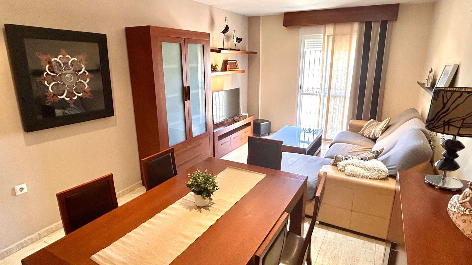 4 soveværelse Lejlighed til leje i Albox med garage - € 700 (Ref: 9385056)