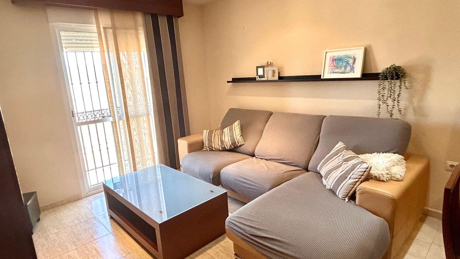 4 soveværelse Lejlighed til leje i Albox med garage - € 700 (Ref: 9385056)