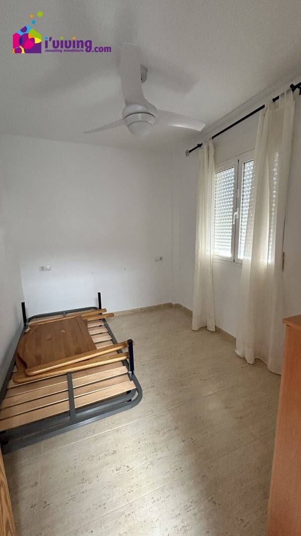 4 soveværelse Lejlighed til leje i La Alfoquia med garage - € 700 (Ref: 9410456)