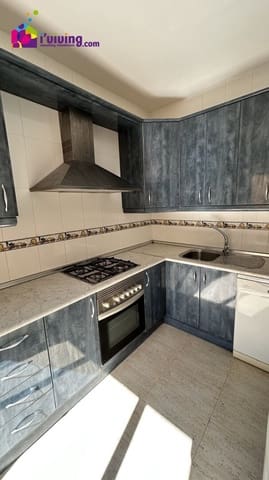 4 soveværelse Lejlighed til leje i La Alfoquia, Zurgena med garage - € 700 (Ref: 9410456)