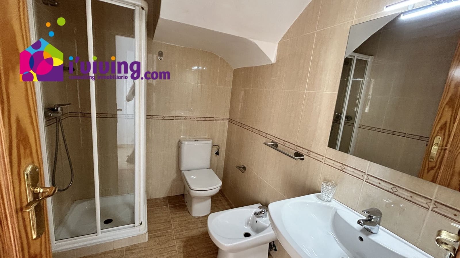 4 soveværelse Lejlighed til leje i La Alfoquia med garage - € 700 (Ref: 9410456)