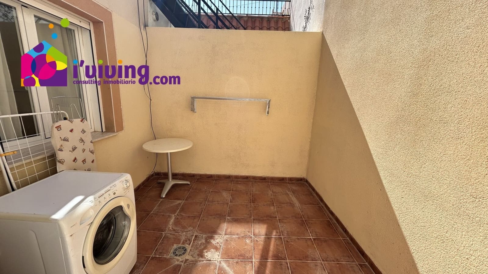 4 soveværelse Lejlighed til leje i La Alfoquia med garage - € 700 (Ref: 9410456)