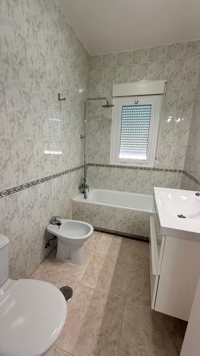 4 makuuhuone Omakotitalo vuokrattavana paikassa Albox - 700 € (Ref: 9410457)