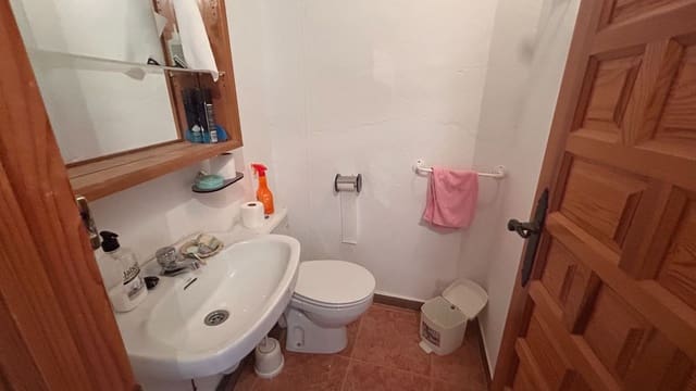 Chalet de 7 habitaciones en Albox en venta con garaje - 299.999 € (Ref: 9419401)